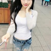 谢娜火辣旧照曝光 如今谢娜已经不再走性感火辣路线。