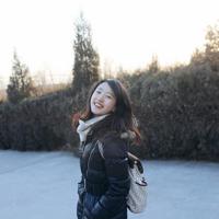 可以委屈,可以痛哭,但不要让所有人都看到你的脆弱