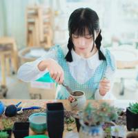 和妈妈租房一起住打工 恋母吧母仪天下照片 去外婆家妈妈做我腿上