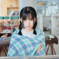 一个女佣四个大少乍然把他关禁起来 哦啊嗯婢不要啦嗯嗯嗯嗯嗯嗯