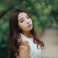 抵在门上进入小说 口述:生气在楼梯用力进入总裁 每上一步就更深了
