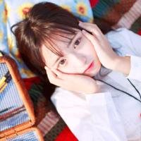 邻居姐姐叫我去看电视 那夜姐姐上我的床 亲弟弟半夜爬上我的床