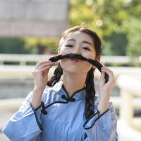 情迷寡妇村 空虚骚妇像水蛇般在我身上不停游动