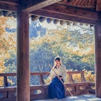 老公出差 小叔子在我身上乱亲