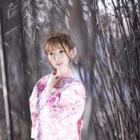 口述：旧爱在我面前脱内衣 我欲罢不能