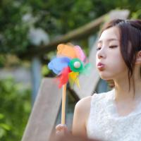 妈妈让爸爸和我睡 爸爸和叔叔轮流弄我全文阅读和