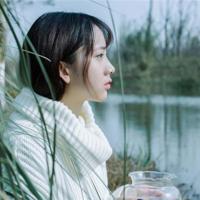 女人其实喜欢从背后看男人