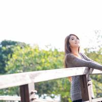 我的绝色美房客满足了我 和美女房客同住的日子很幸福