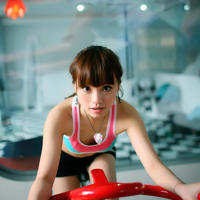 挺入花径律动 和别人老公睡觉的感觉 我被哥哥们轮流操