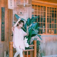 男友订婚后还玩弄我的胸部