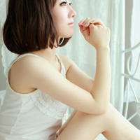 女教师迷醉于另类而狂野的激情