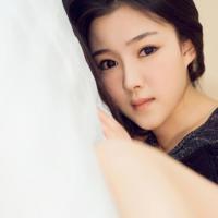 血色玫瑰_侦探故事