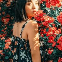 羡慕嫉妒恨!小三转正后过得很滋润