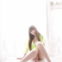 我和女邻居昨夜在幽暗的角落野战了