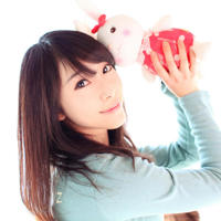 撕掉她的衣服撕光图 来游戏中撕掉美女的衣服