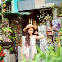 17岁叛逆女儿当我面和男友做爱