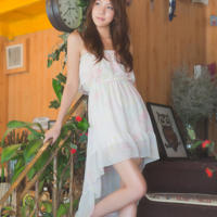 落叶飘零的秋天，带不走的是夏伤