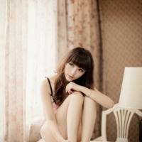 我和姑父睡觉姑父压在我身上 姑父求你抱紧我