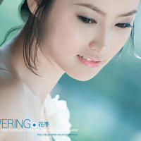 一见面他迫不及待的进入我的身体