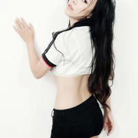 男友和女下属在结婚前夜厕所里缠绵