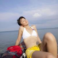 坐台女的迷醉生活 骗上了床失去了处子身