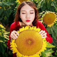我在厨房里强上母亲 老师分开腿让我享受 母亲用身体满足了我过程