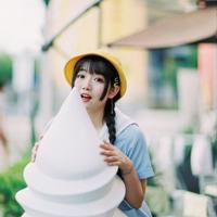 金瓶双艳 小姨子的双手一直在我私密处游走