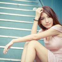 靓女穿衣_短篇小说