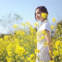 隔壁做爱声音太大,儿子每天偷听隔壁嘿咻的声音,