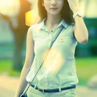 老师叫我去他房间舔我逼 我在厨房插了老师 为了工作两个黑人上我