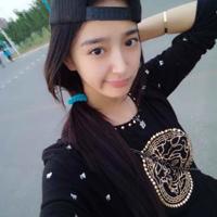 姐姐洗澡时让我进入浴室给她加水  在浴室里缠缠绵绵