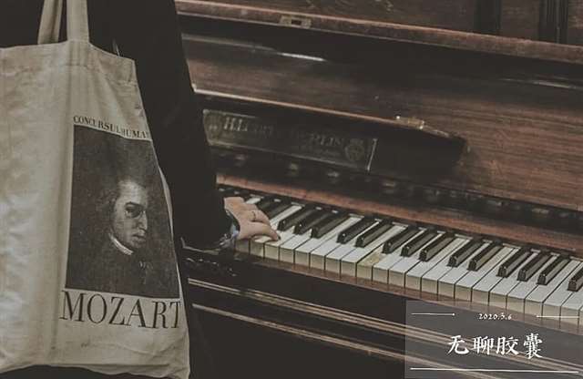 回首，发现回忆很多