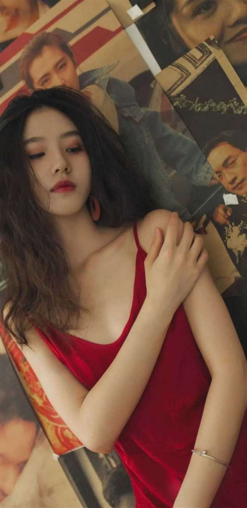 是男人太弱了，还是女人变强了