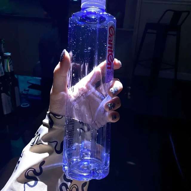 爱，只是与温柔有关