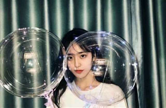 拈花一笑，如梦幽然散文