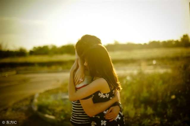 简短而深情的表白情话说说给喜欢的人精选大全