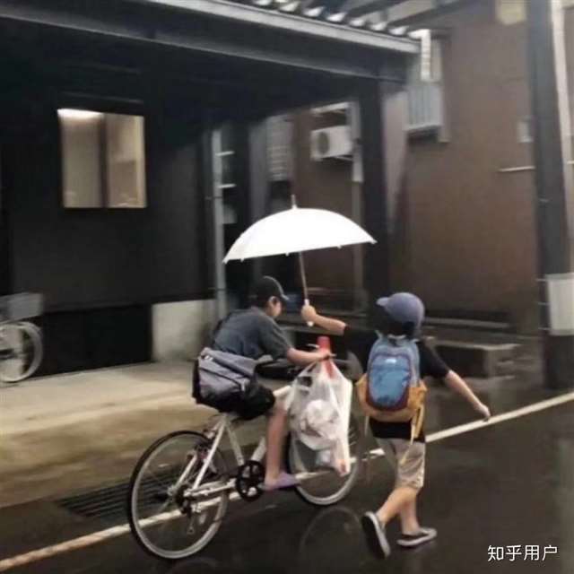 怪怪图书馆