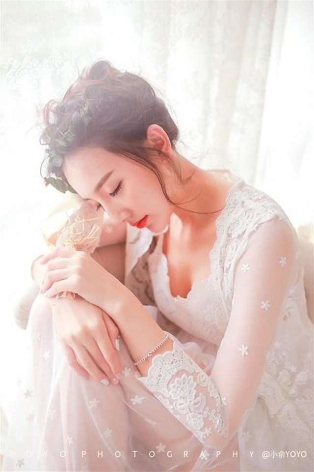 美好意境情感文字图片_我多想拥抱你