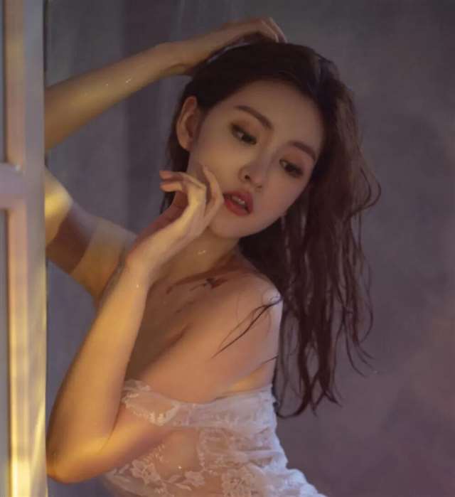 重庆女作家相约“蓝山”共享春暖花开
