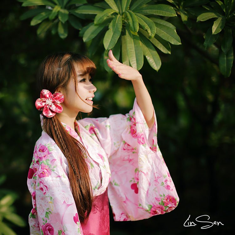 老实老公居然对邻居美妇做这种事