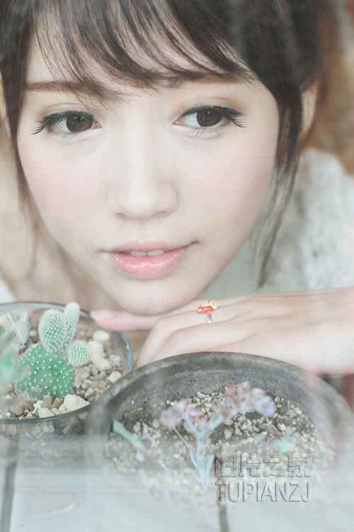 春衫，绿袖