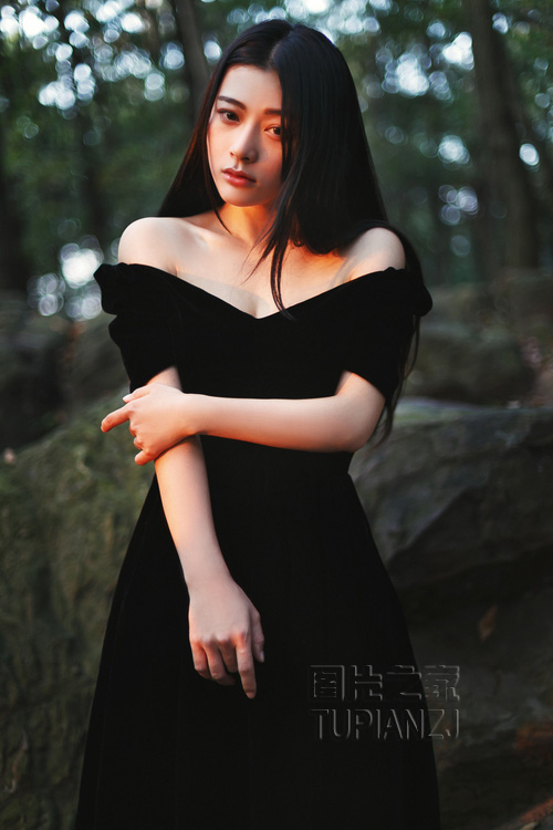 淘气的女儿