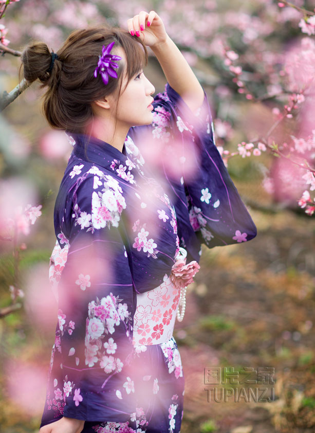 刻骨初恋遭遇网络色情狂