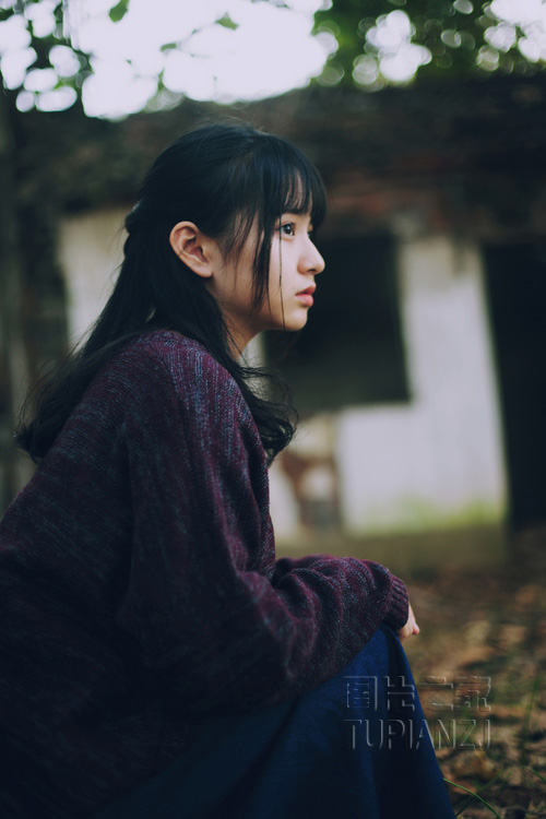 幸福都曾化了妆