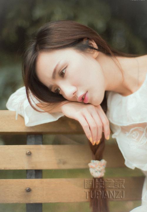 女主播约会粉丝遭下药 不雅3p人肉大战视频曝光 3p性姿势图解大全