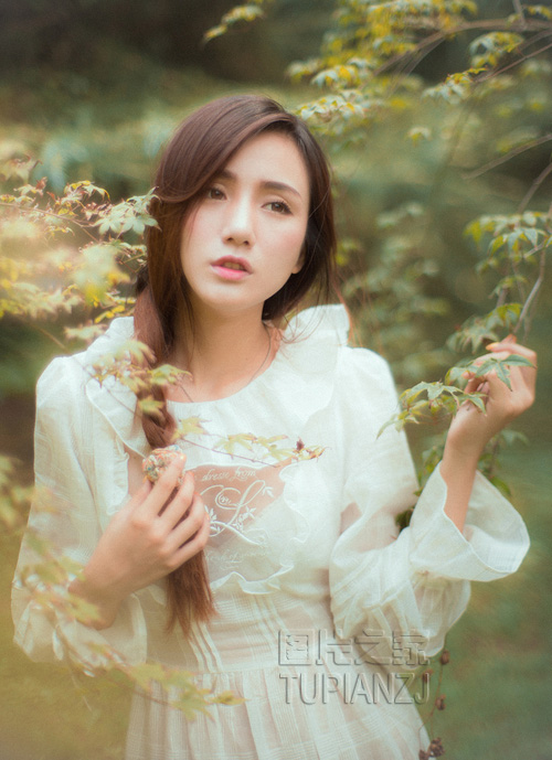 吸紧了不许流出来 妈妈很舒服15P 张悠雨全套艺术写真