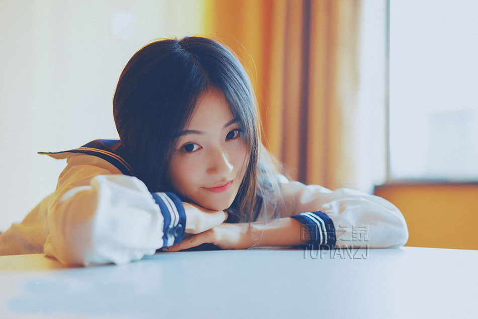 漂亮空姐的隐私：暧昧的延续