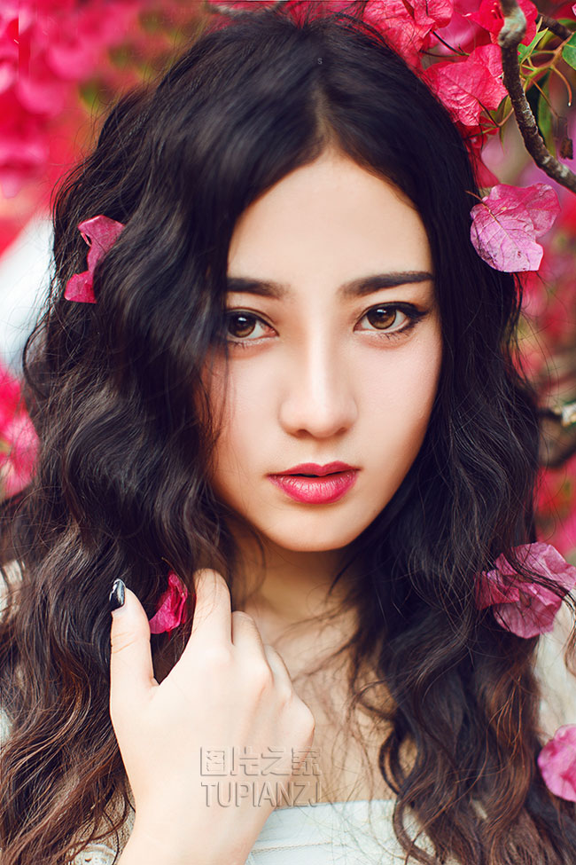 第一次和男朋友滚床单好激动 讲述男朋友要我的第一次经历