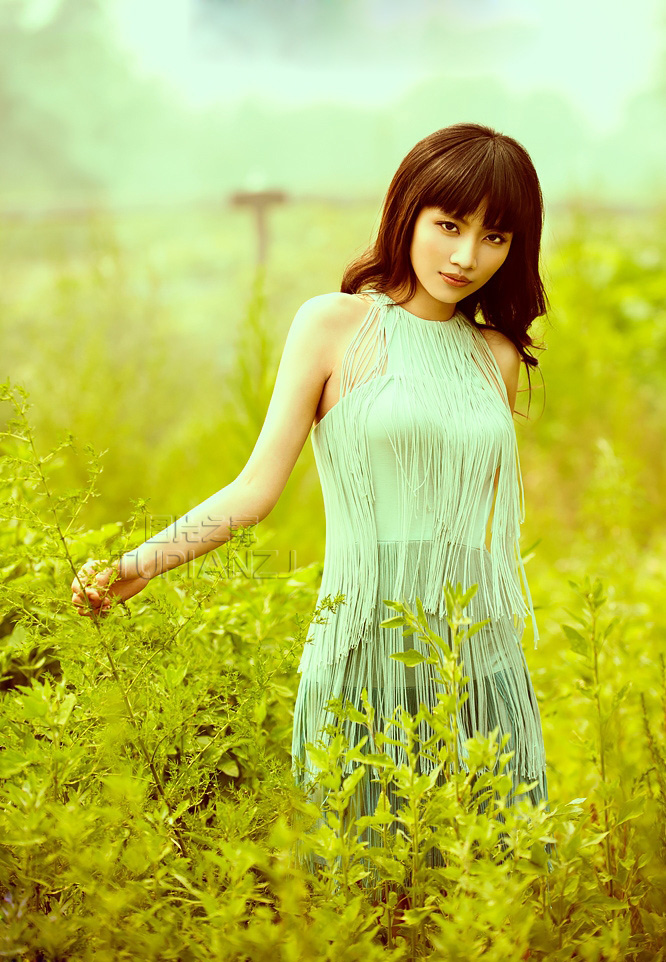 女婿快玩我,妈我难受 小天在厨房插杨伯母 被女婿从背后日B