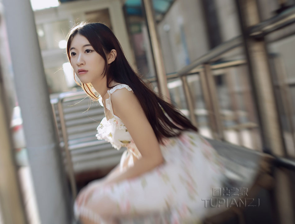 贫贱夫妻真的百事哀吗?